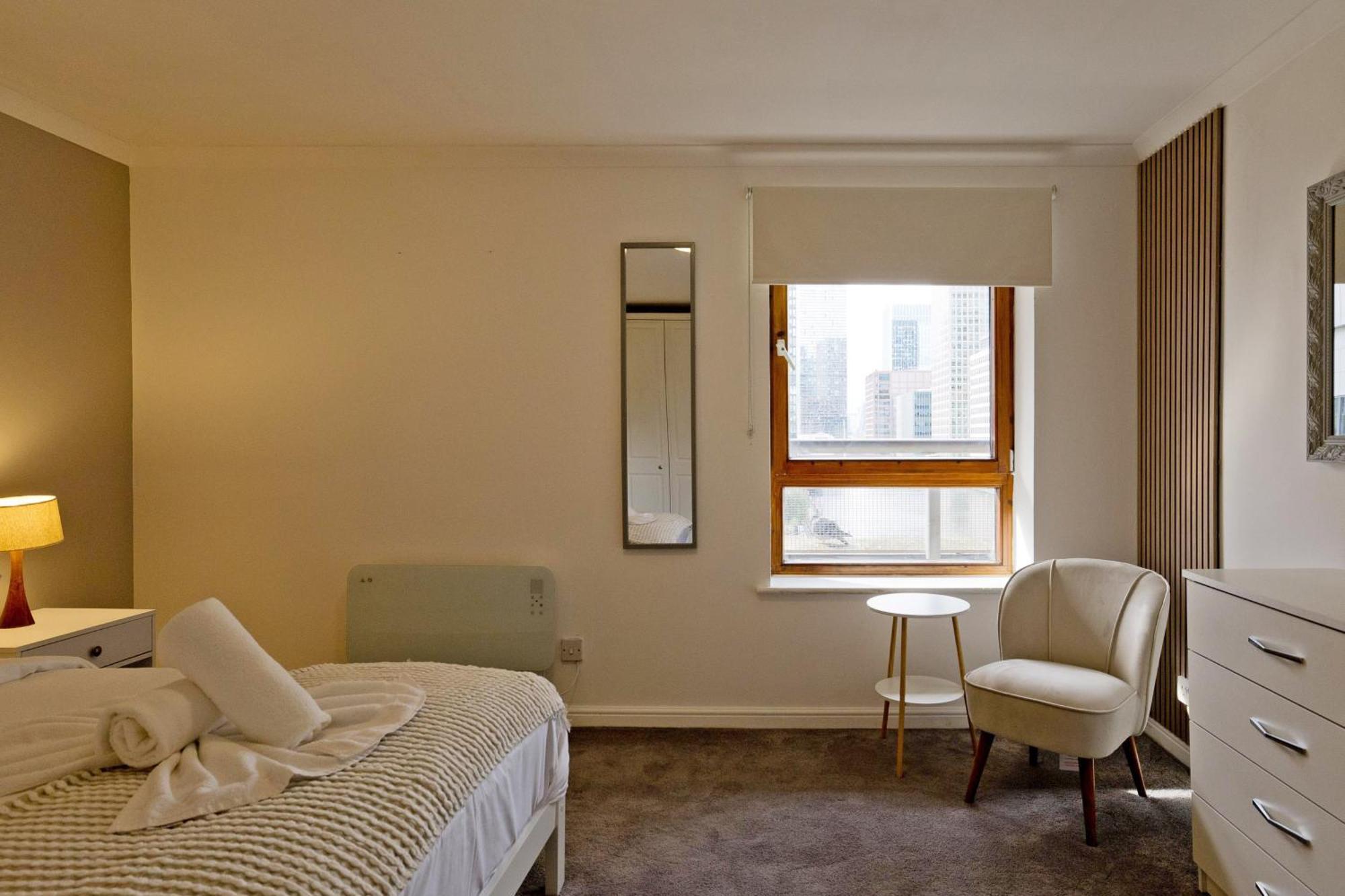 Imperial Meridian Place Apartment لندن المظهر الخارجي الصورة