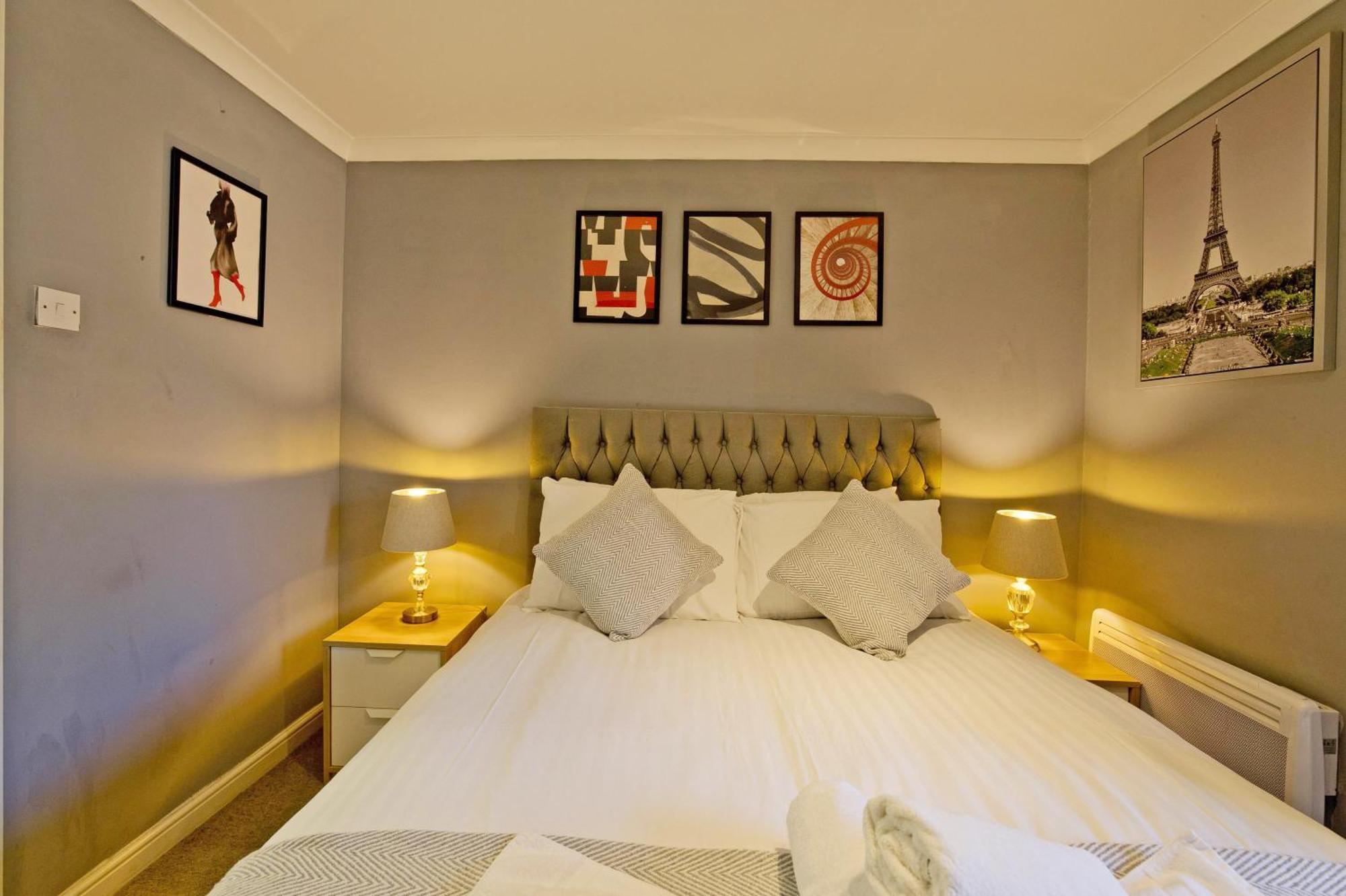 Imperial Meridian Place Apartment لندن المظهر الخارجي الصورة